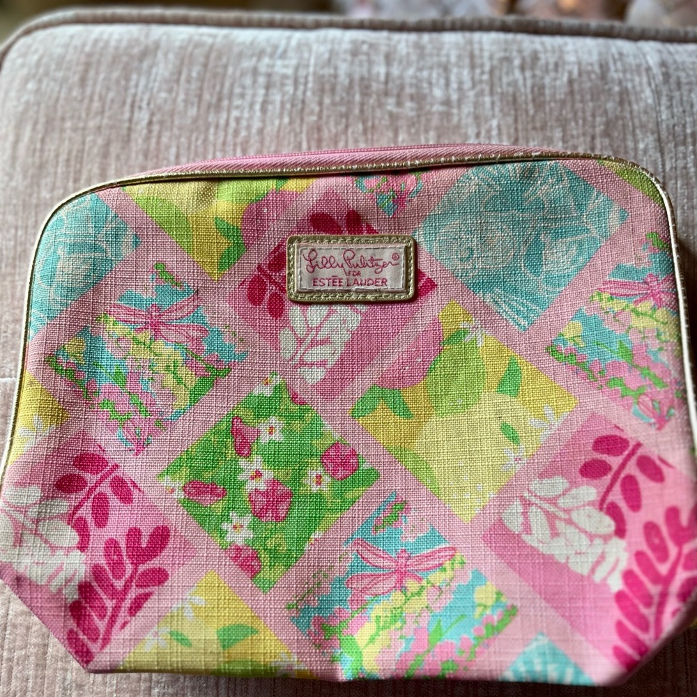Estee Lauder large Pink and Green Floral Lily Pulitzer Cosmetic Bag